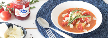 Raviolis Con Salsa De Tomate Y Fresa