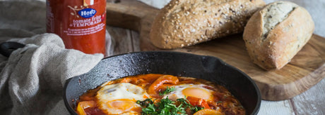 Shakshukka con tomate frito de temporada