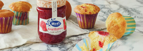 Muffins de cheesecake y confitura de frambuesa