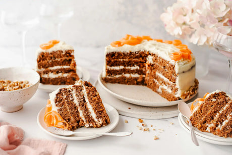 Tarta de zanahoria con mermelada de albaricoque